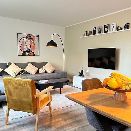 Modernes Designer-Apartment Fuer 7 Gaeste - 80Qm In Zentraler Lage, Self-Check-In Karlsruhe Esterno foto