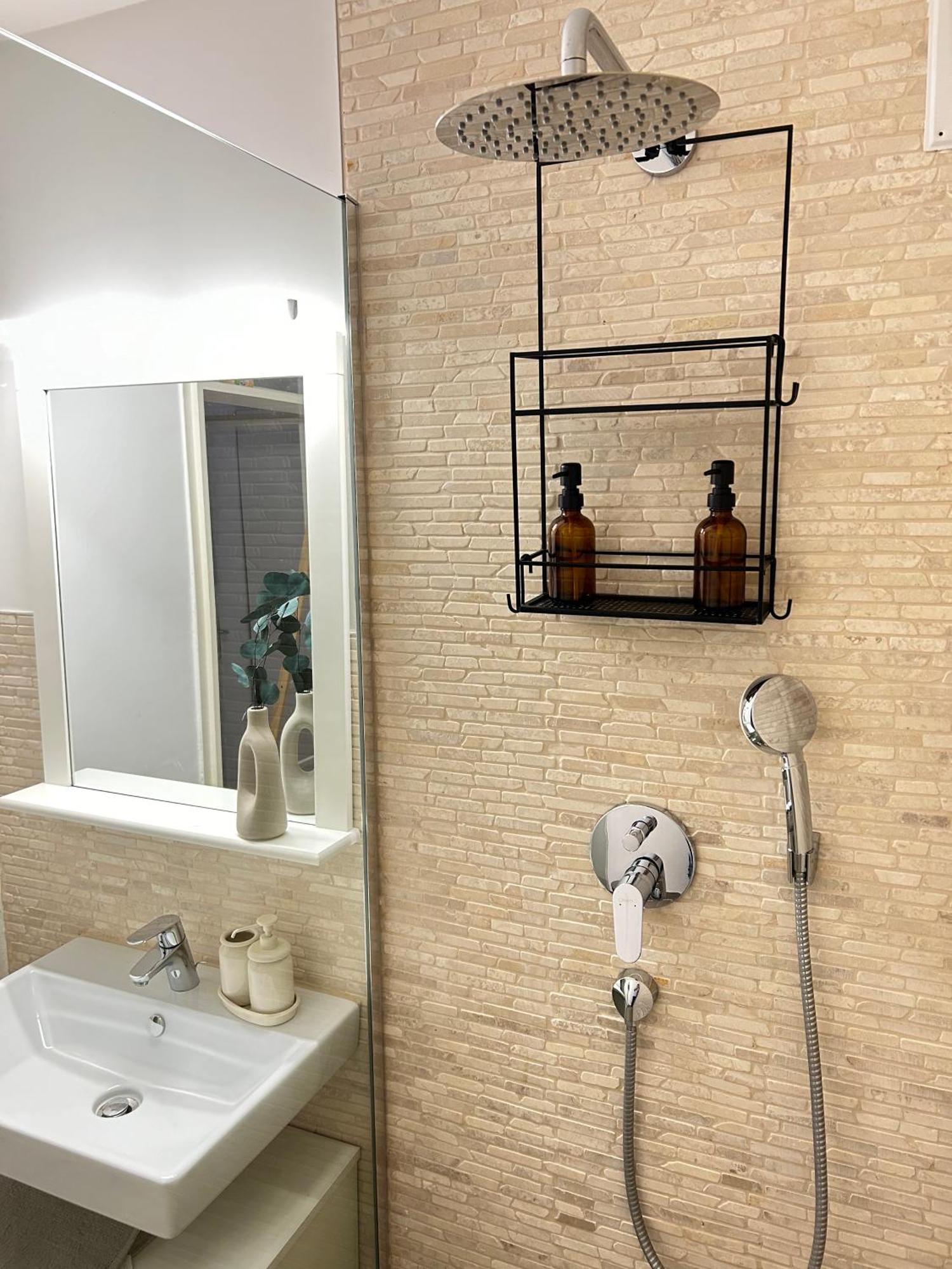 Modernes Designer-Apartment Fuer 7 Gaeste - 80Qm In Zentraler Lage, Self-Check-In Karlsruhe Esterno foto