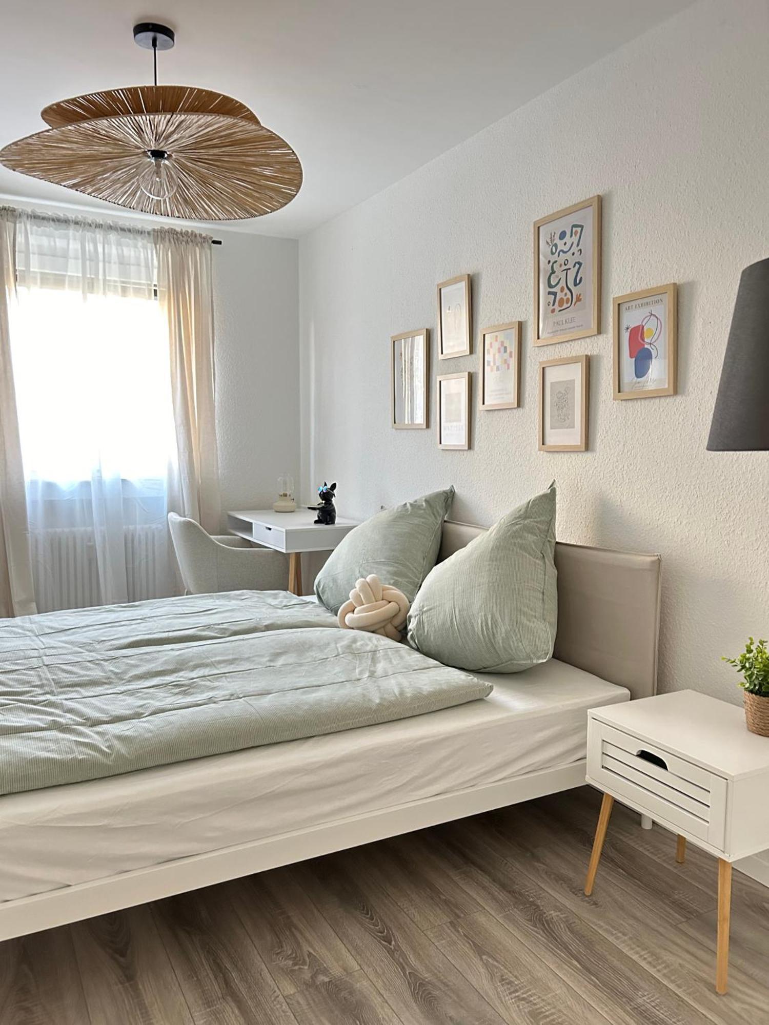 Modernes Designer-Apartment Fuer 7 Gaeste - 80Qm In Zentraler Lage, Self-Check-In Karlsruhe Esterno foto