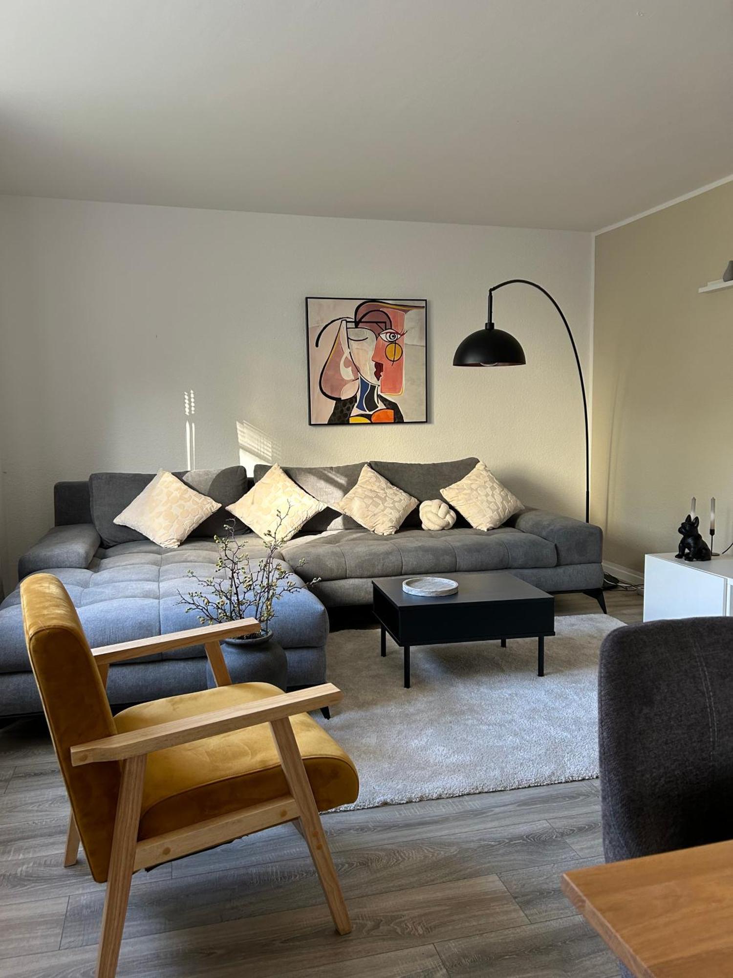 Modernes Designer-Apartment Fuer 7 Gaeste - 80Qm In Zentraler Lage, Self-Check-In Karlsruhe Esterno foto